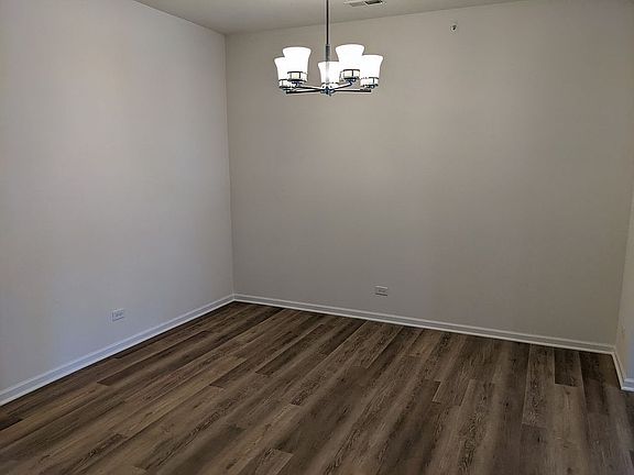 5th image of 3709 Carriage Pl