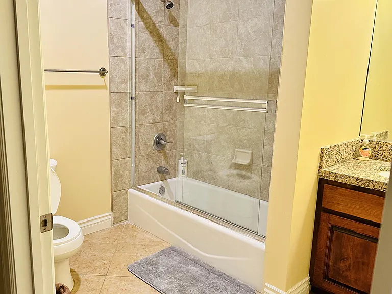 5053 W 109th St #101 — Photo 3