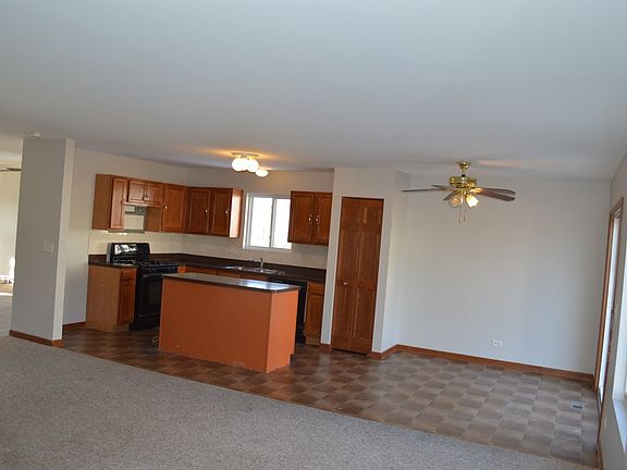2nd image of 39919 Stoneywood Dr
