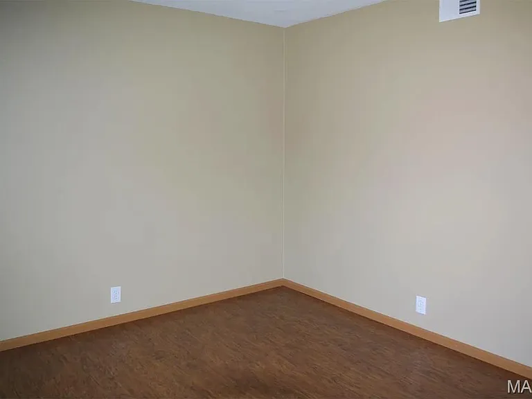 305 Baltes Dr #C — Photo 15