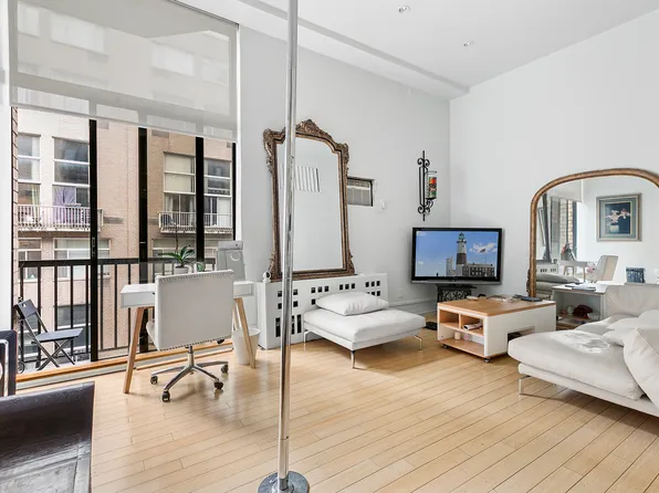215 East 24th Street 307 image 1 of 7