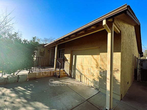 2nd image of 3511 Elvas Ave