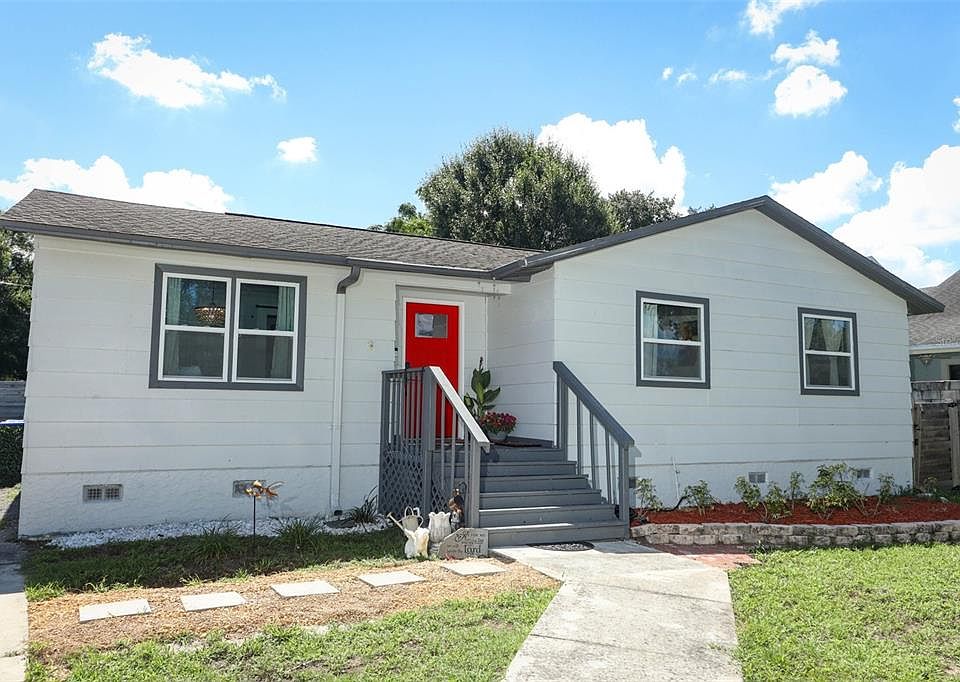 1st image of 829 PAMELA AVENUE