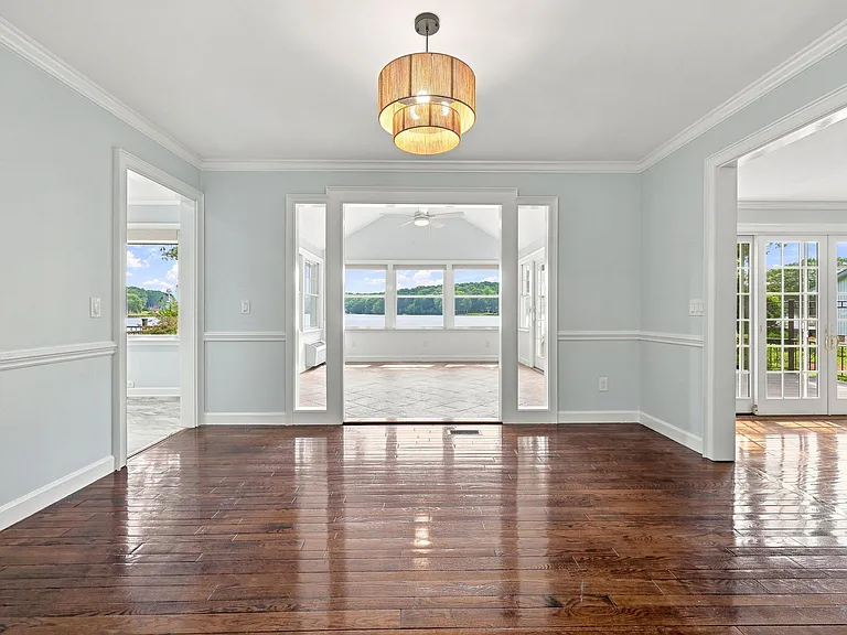 253 Lakeview Dr — Photo 26