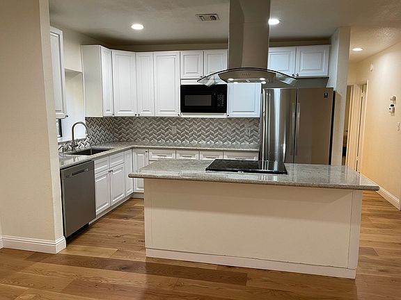 5th image of 200 P St APT E31