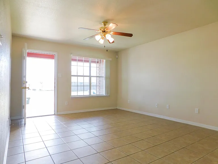 368 Nolan Ridge Dr #A — Photo 3