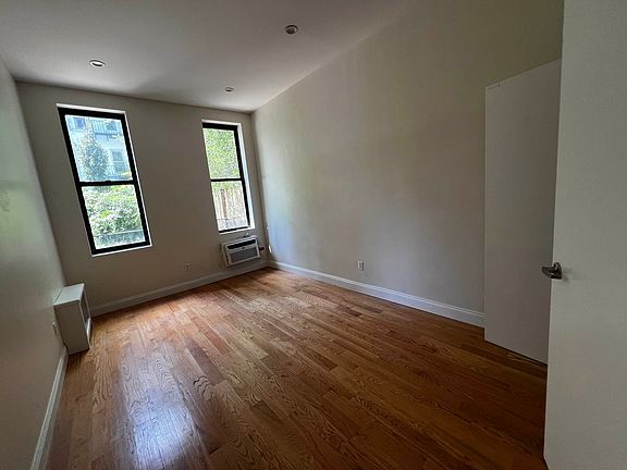 2nd image of 418 E 88th St APT 1