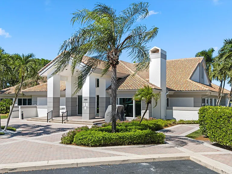 10761 Pelican Dr — Photo 21