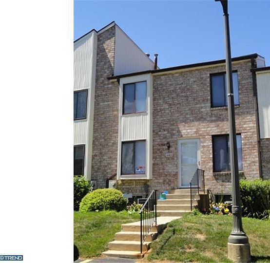 1st image of 6302 Hilltop Dr