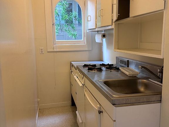 5th image of 2236 Durant Ave #1