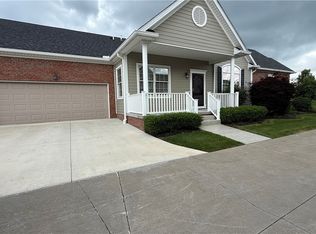 4300 Westford Pl #5, Canfield, OH 44406