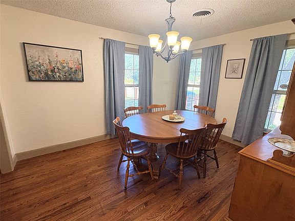 2nd image of 501 Riverside Blvd