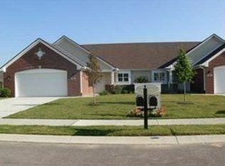 1613 Leisure Way, Greenfield, IN