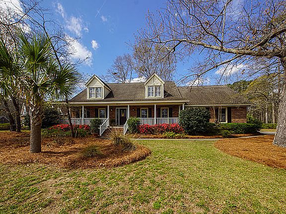 2nd image of 8642 Arthur Hills Cir