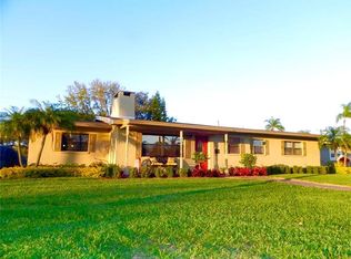 835 Placido Way NE, Saint Petersburg, FL 33704