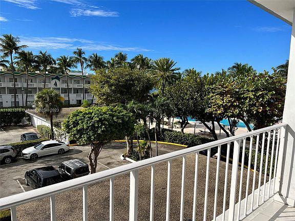 3rd image of 1865 79th Street Cswy APT 3A
