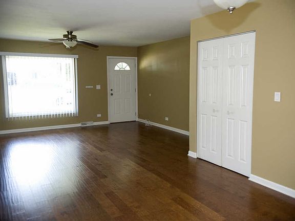 4th image of 15010 Huntington Ct