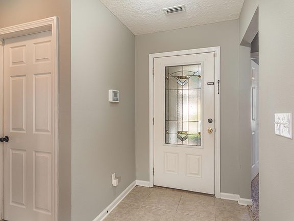 5th image of 3334 Stillman St