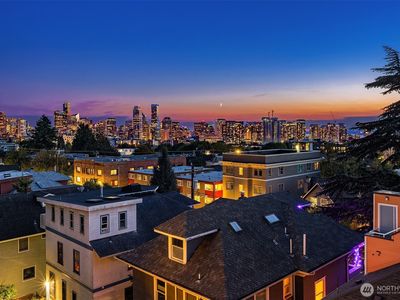 633 13th Avenue E, Seattle, WA, 98102