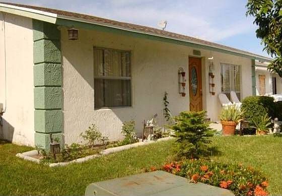 1st image of 6183 Moonbeam Dr