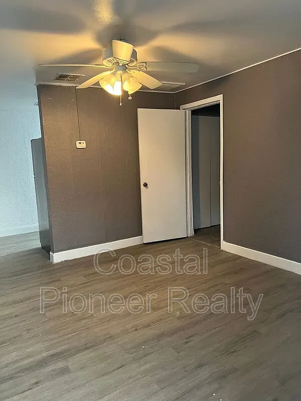 1 bed, 1.0 bath, 600 sqft, $1,100 — Photo 3