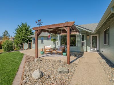 101 Eden Dr, Grants Pass, OR, 97526