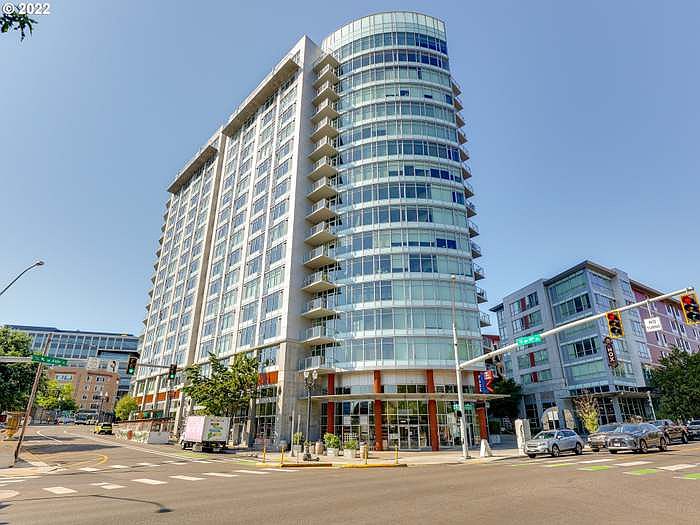 1st image of 1926 W Burnside St Unit 304