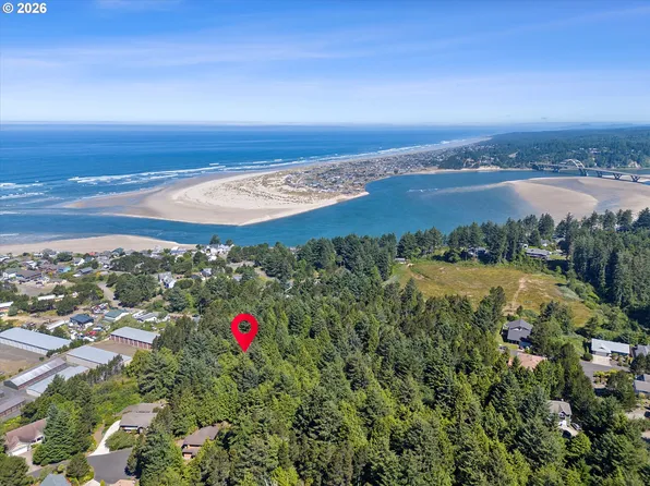 300 Tl SW, Waldport, OR 97394