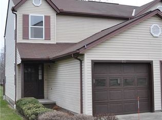 610 Topaz Ln, Brunswick, OH 44212