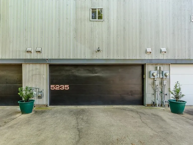 5235 Blossom St — Photo 31