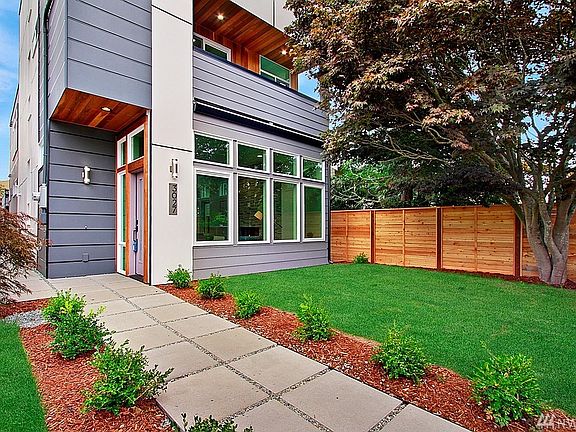 3rd image of 3027 61st Ave SW