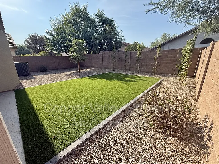 2427 W Oberlin Way — Photo 13