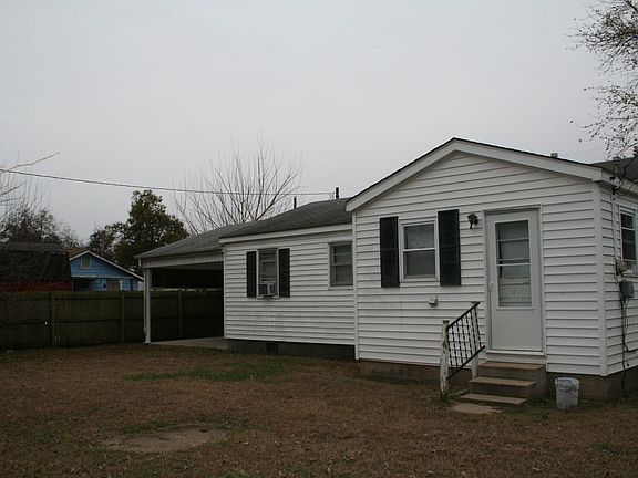 2nd image of 18 S Eagle Ln