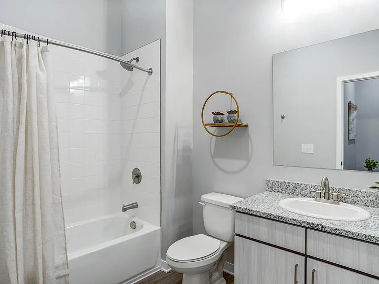 Spacious Bathroom