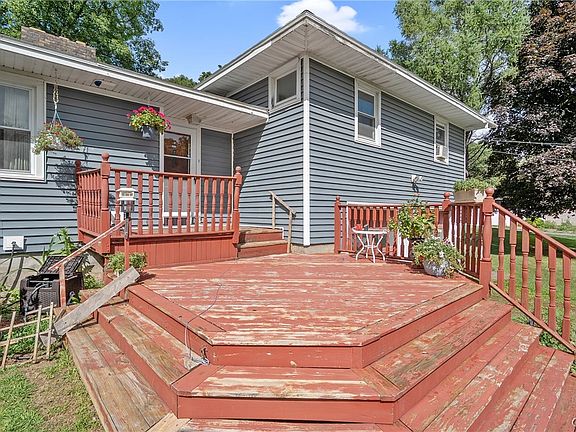 2nd image of 4135 Apulia Rd