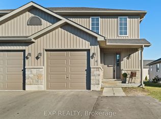 10 Cobblestone St, Belleville, ON K8P0E4