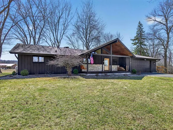 N7779 Spurline Ct, Sherwood, WI 54169