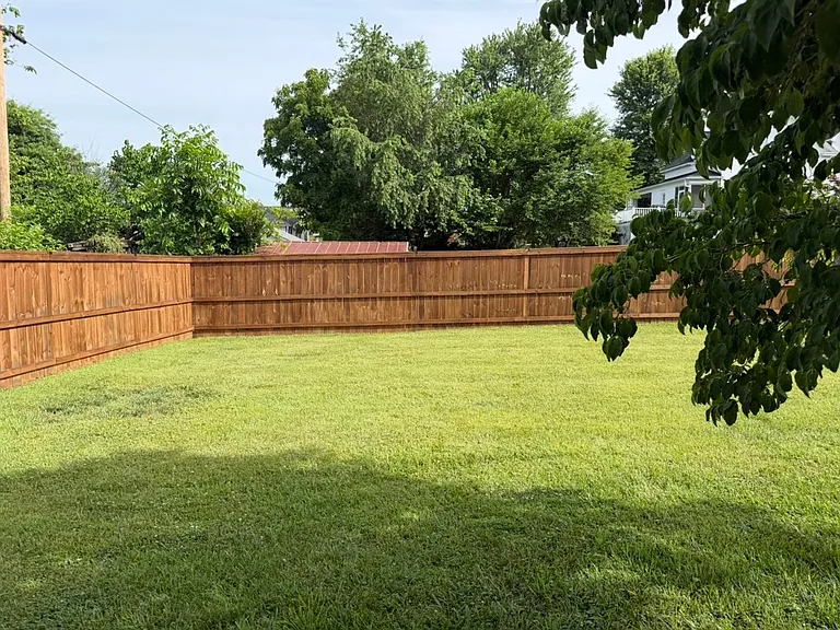 822 Georgia Ave — Photo 13