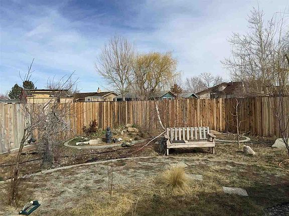 4th image of 1409 Bumblebee Dr