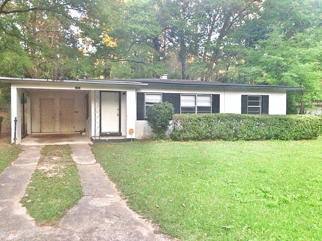 2nd image of 2401 Pontiac Dr