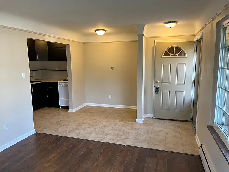 803 Wyandotte Ave #803 — Photo 4
