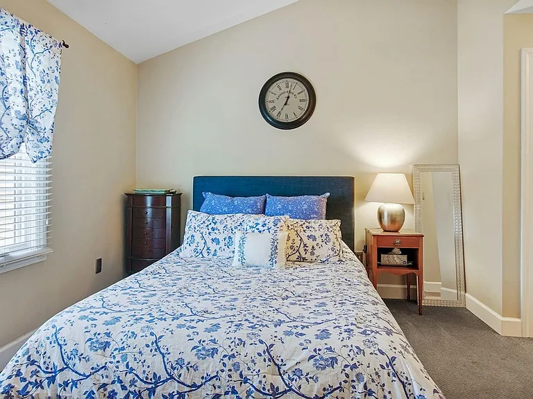 4840 Keswick Ct — Photo 16