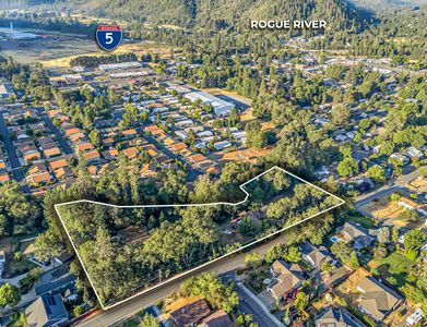 620 3rd St, Rogue River, OR, 97537