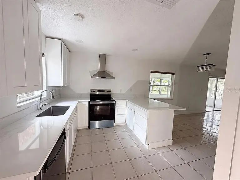 2479 Myakka Dr — Photo 5