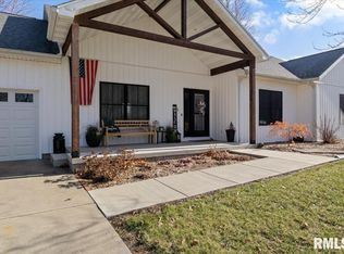 5990 N Lake Rd, Springfield, IL 62711