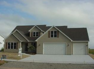 4134 Appleview Dr, Appleton, WI 54913