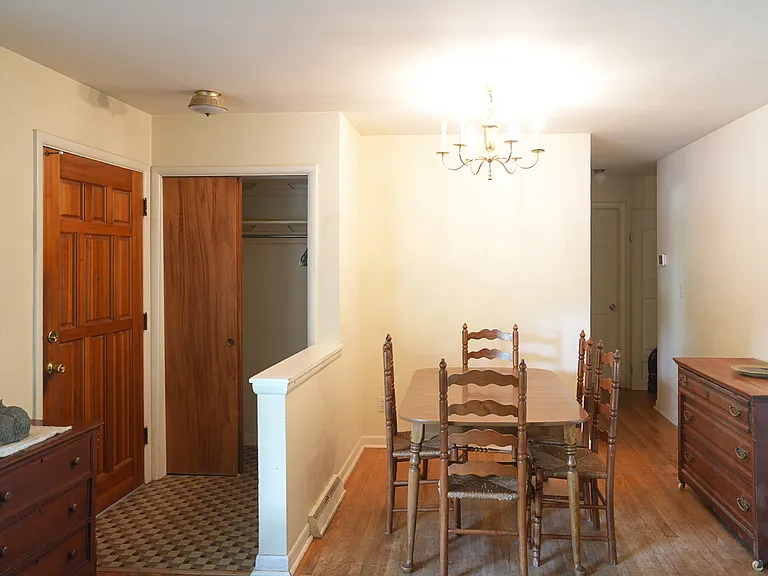 1801 Winsted Blvd — Photo 5