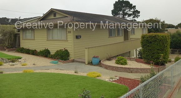 1st image of 900 Irving Ave