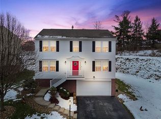 637 Glengarry Ct, Pittsburgh, PA 15239