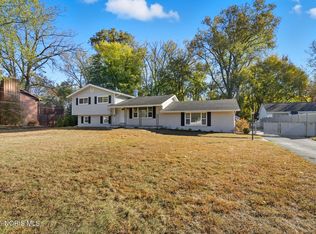 2954 Shetland Rd, Toledo, OH 43617